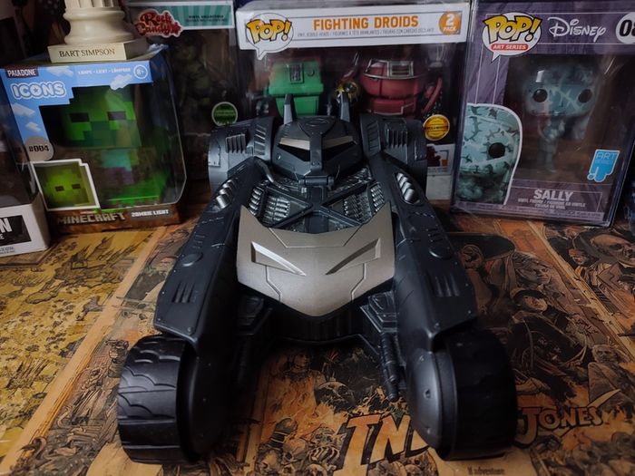 Batmobile 2 in 1 Vehicle ! Batman The Caped Crusader ! 2020 !