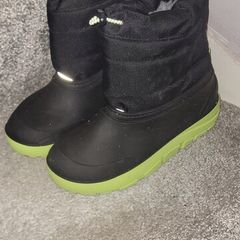 Snow Boots
