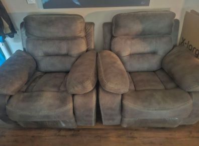Recliner Armchairs Pair