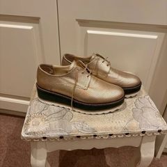 Dune gold/khaki wedges size 6