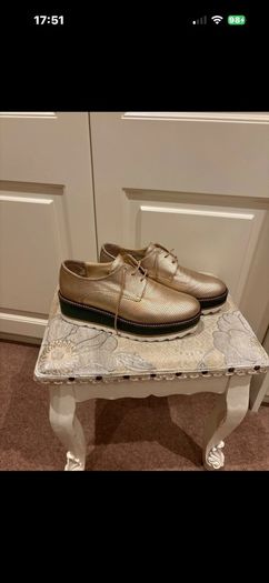 Dune gold/khaki wedges size 6