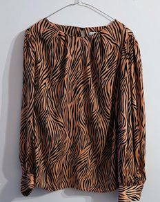 Top/Blouse