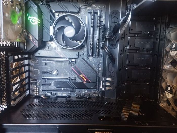 Bare Bones to Upgrade Pc Gaming Rig Desktop Asus ROGSTRIX b550-E
