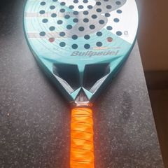 Bullpadel Hack 04 padel racket