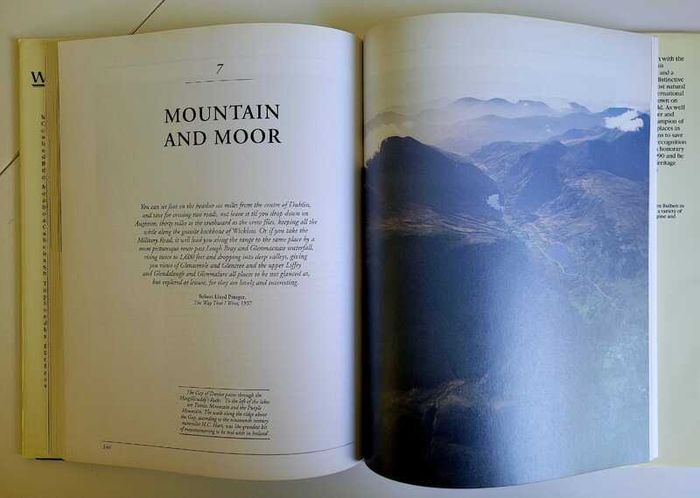 Ireland's Wild Countryside Eamon de Buitlear Hardback 1995 Very Good Condition