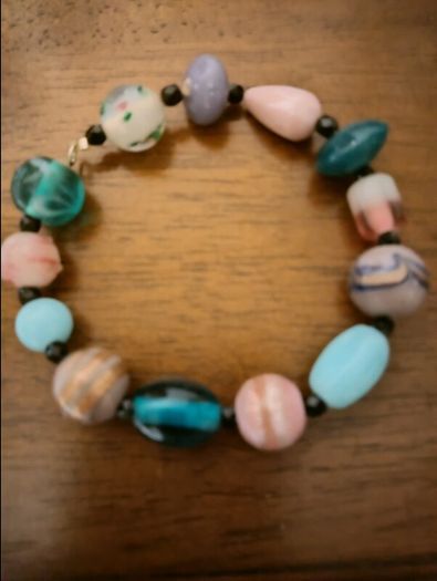 Glass bead Bracelet very dressy