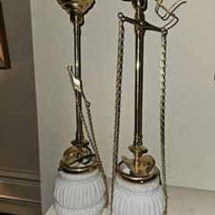 Pair of brass lamps, wired