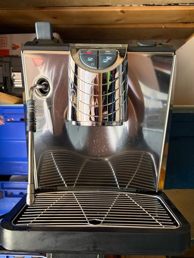 Nuova Simonelli Oscar II espresso machine