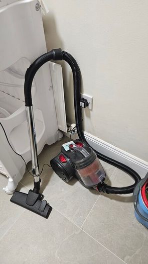 Beldray BEL0700 Bagless Vacuum Cleaner