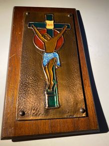 Vintage celtic arts cross hand crafted copperJesus on a cross plaque