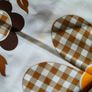 5 x Vintage napkins Image 5