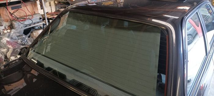 BMW E30 320ise 2 dr manual.