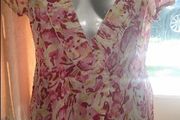 Bm lovely summer blouse size UK18 EUR46 postage included