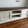 TV unit Image 3