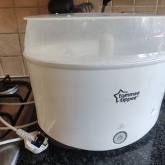 Baby bottles steriliser