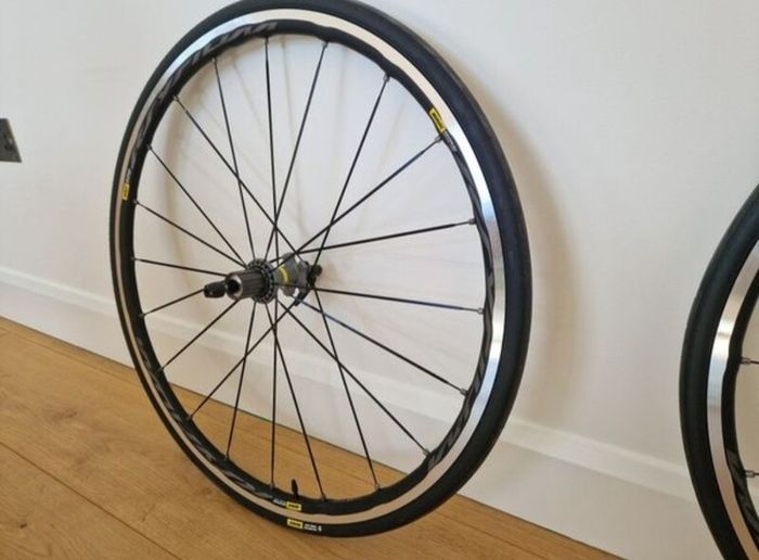 Trek Emonda Alr Rim Brake 56 Inch  11 speed Mecanical quick sale  price drop last few days on this bike