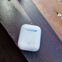 air pod case. No earphones