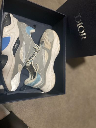 Dior b22