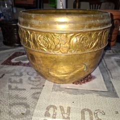 Beautiful Old Brass Planter Pot Featuring an Embossed Floral Design, Postage Available,
