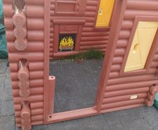 Little tike log cabin