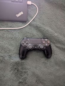 PS4 controller