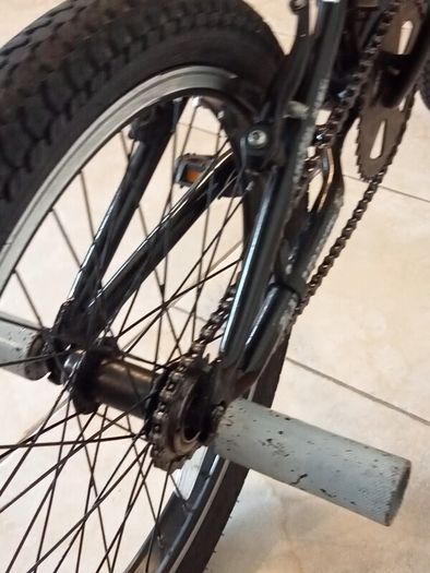 PLANET X Freestyler, with pegs Age 9/12 in great condition