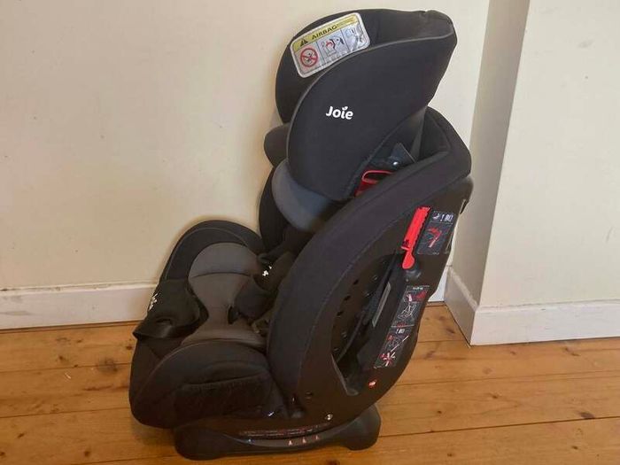 Joie Baby Car Seat | Excellent Condition