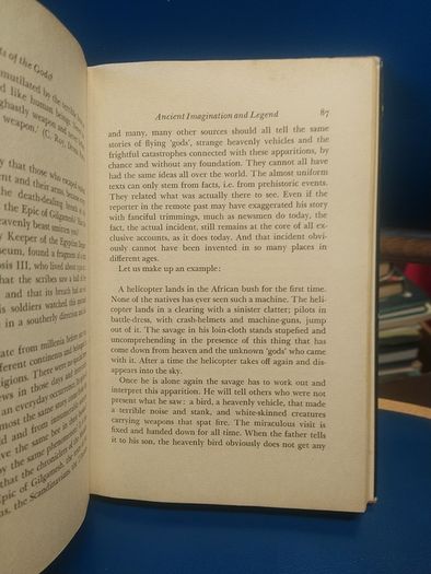 Chariots of the Gods? - Erich Von Daniken