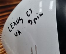 Lexus CT200h driver side wing mirror - white