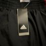 Adidas run Shorts climacool wih pockets size xl Image 2