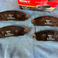 Nissan LEAF,  NV200  brake pads MDB4181