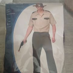 Costume