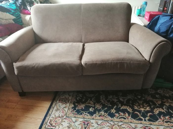 Sofa//couch