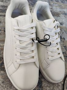 Pull & Bear trainers - labels on