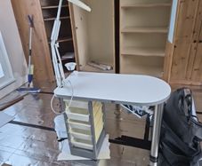manicure table