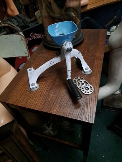 Vintage Grinder/Mincer