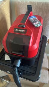 Portable hoover