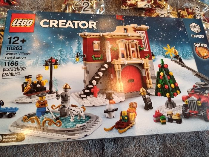 LEGO Winter Village Fire station 10263