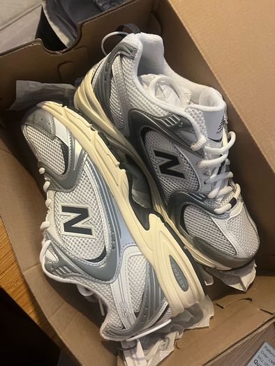 New Balance 530 unissex size 40.5