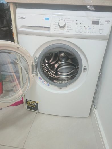 Zanussi 7Kg Washing Machine