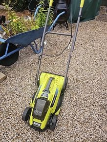 Lawnmower and strimmer.