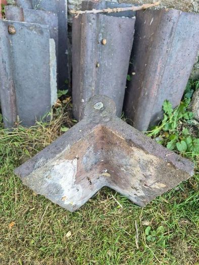 Reclaimed Ridge roof Tiles