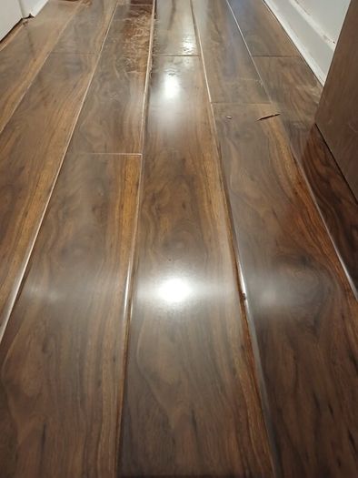 Supply and install  laminate flooring