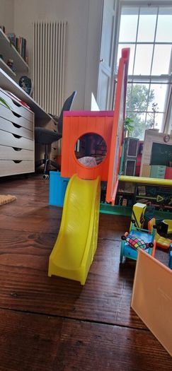 LOL surprise remix clubhouse house with accessories