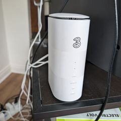 ZTE MC801A 5G Hub WiFi 6 Router Unlocked