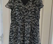 Ladies dress, Size 14
