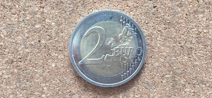 2 euro coin