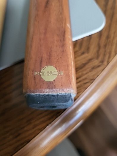 Snooker cue 2 piece