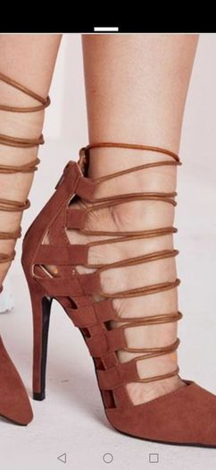 Ladies Heels- size 5
