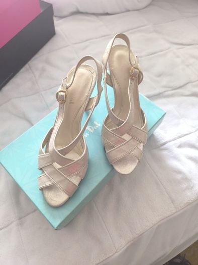 Van Dal Cream Strappy shoes